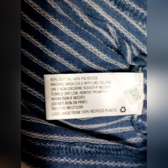 ⭐️3/$15 V-Neck T-shirt BLUE w STRIPE short sleeve Standard Men Small Goodfellow - Picture 5 of 7